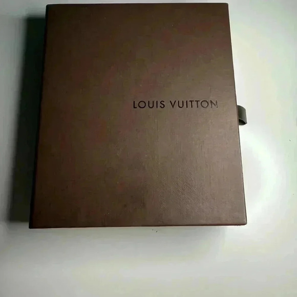Vintage Louis Vuitton Gift - Picture 2 of 5